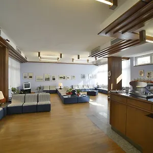 Mistral Hotel